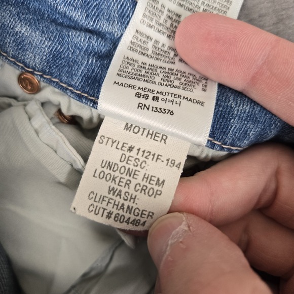 Mother Undone Hem Looker Crop Jeans Women's 24 Blue Denim Distressed Frayed Hem - Picture 7 of 13